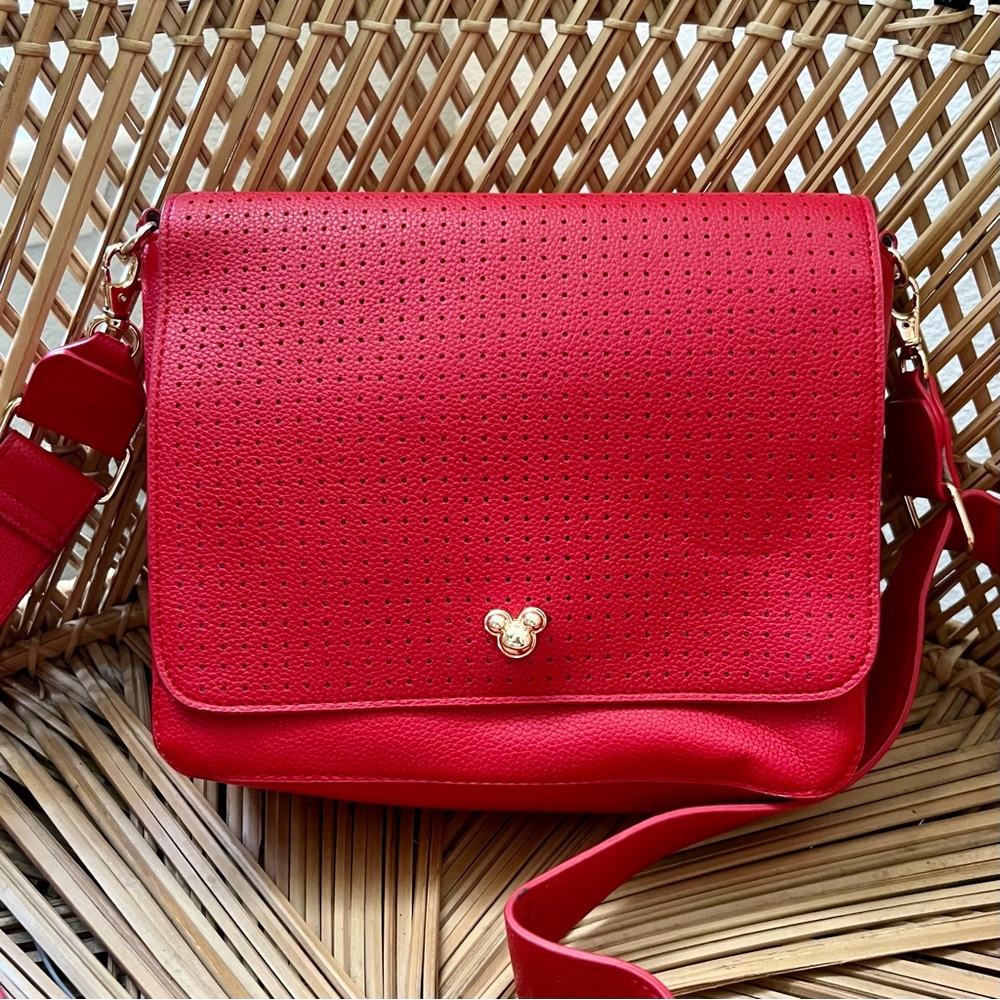 Disney Red Mickey Mouse Icon Pin Collector Crossbody Bag Disneyland Walt…